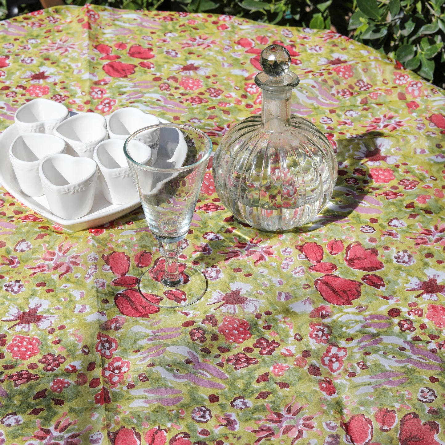 Jardin Red and Green Organza