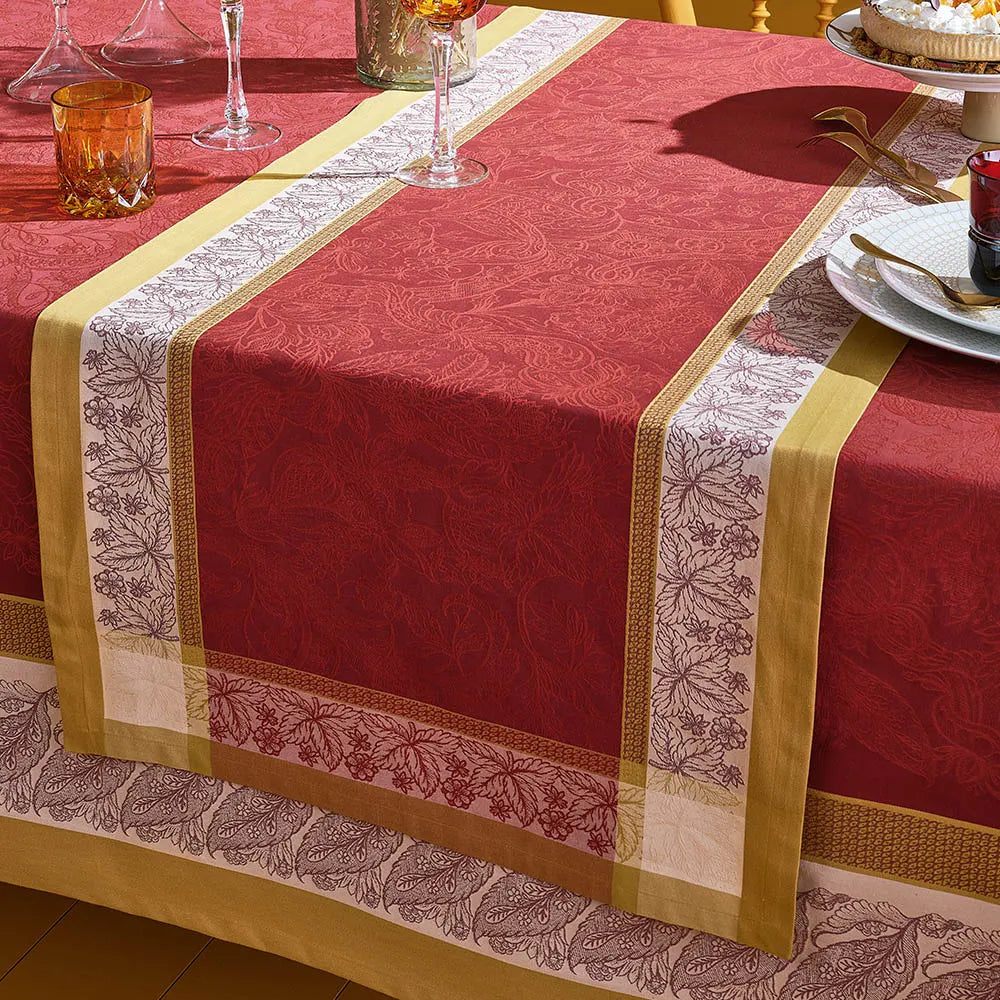 Alexandria Ruby Runner