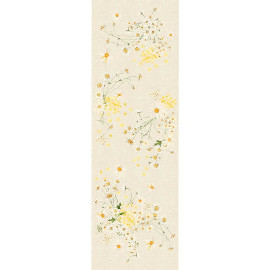 Full view of the Daisy print chanvre cotton-linen table runner.