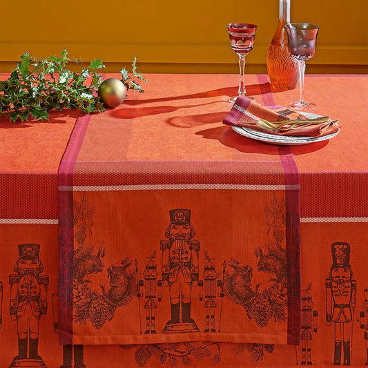 Casse Noisettes Rouge Festif Runner