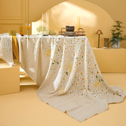 Daisy print chanvre cotton-linen tablecloth in yellow and cream
