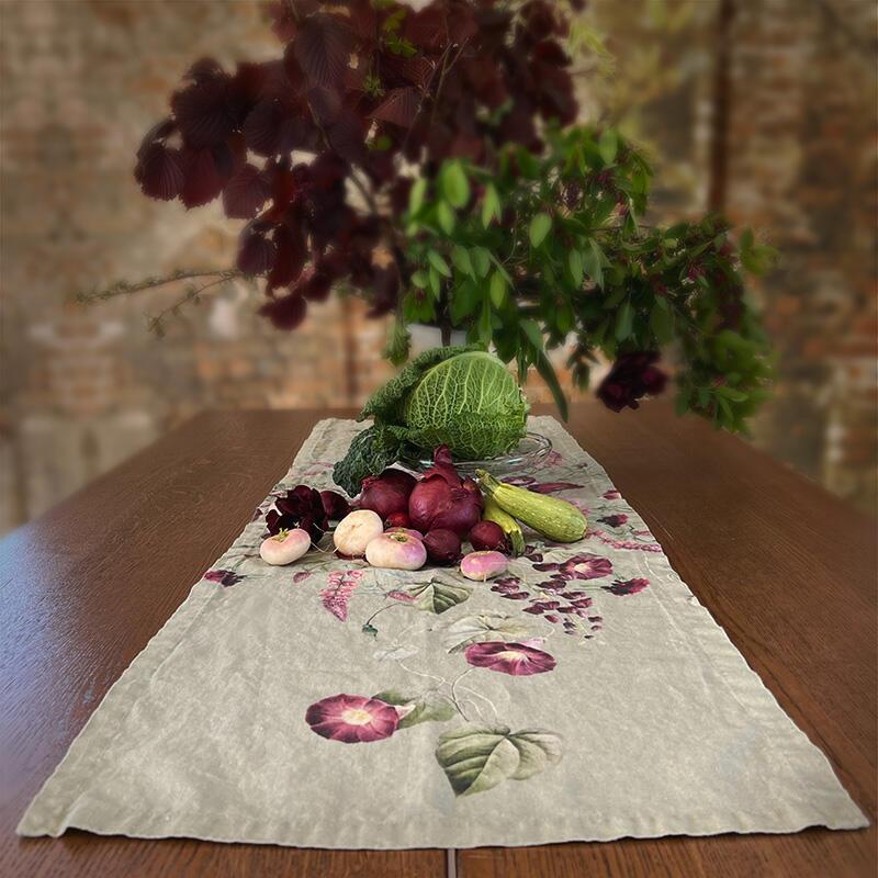 Green Blossom Garden Runner