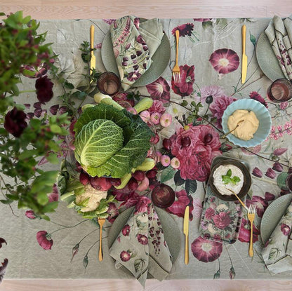 Green Blossom Garden Runner